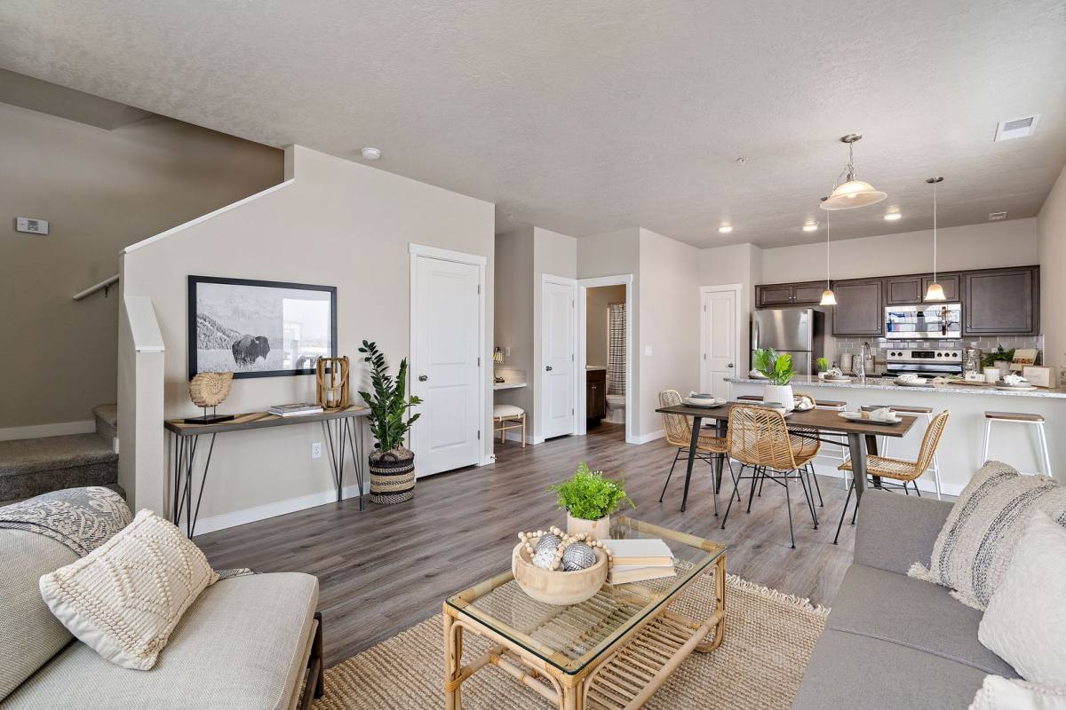 Townhouse for rent at 15702 N Knightgate Lane #1, Nampa, ID 83651