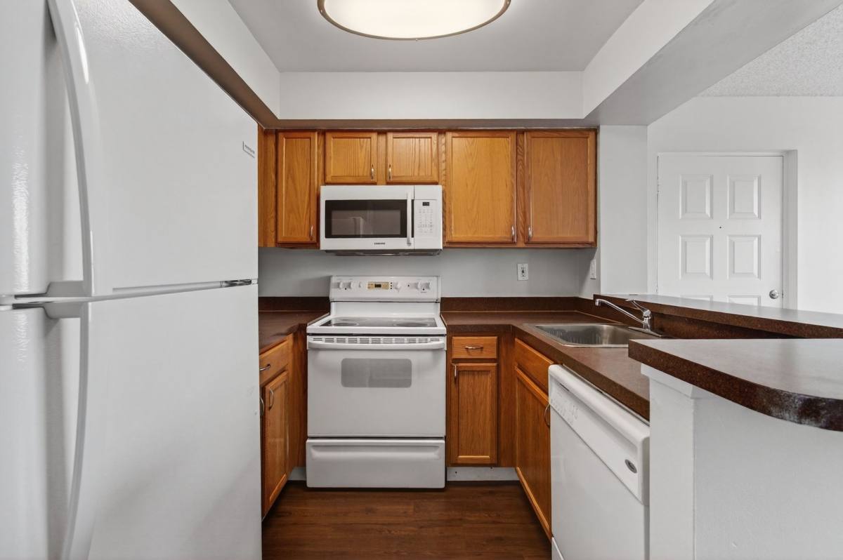 Apartment for rent at 708 Executive Center Dr, West Palm Beach, FL 33401