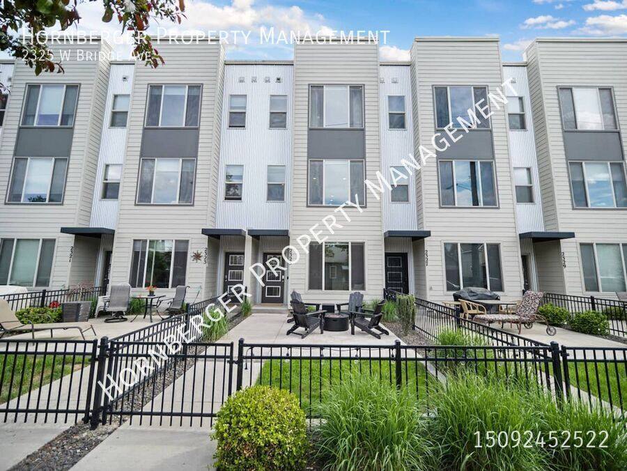 Townhouse for rent at 2325 W Bridge Ave, Spokane, WA 99201