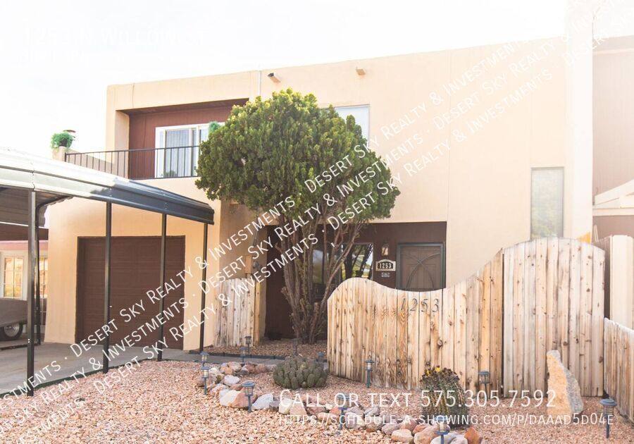 Townhouse for rent at 1253 N Willow St, Las Cruces, NM 88011