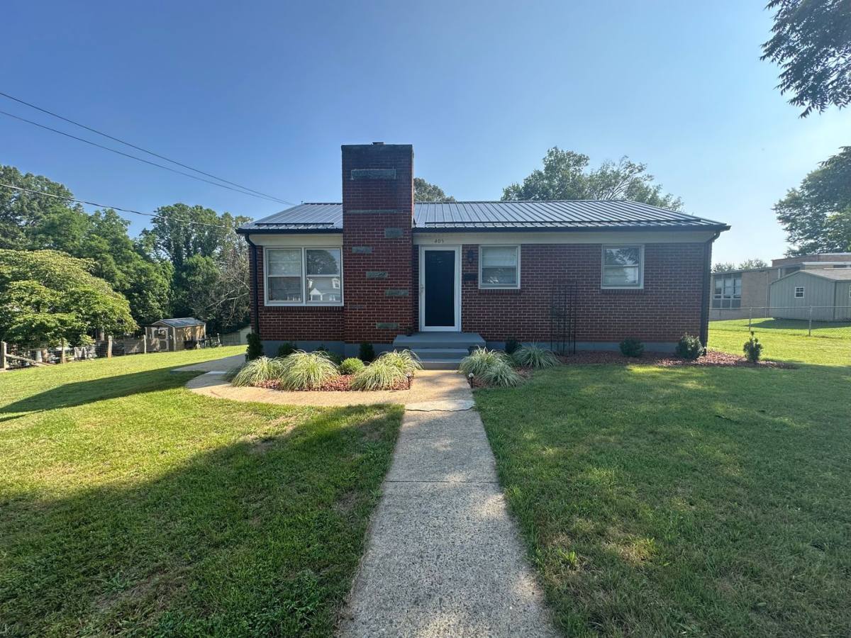 House for rent at 405 Monticello Ave, Lynchburg, VA 24501