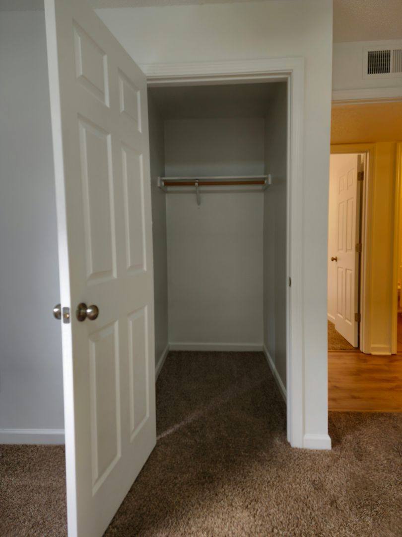 Apartment for rent at 1542 D Diuguid Dr, Murray, KY 42071