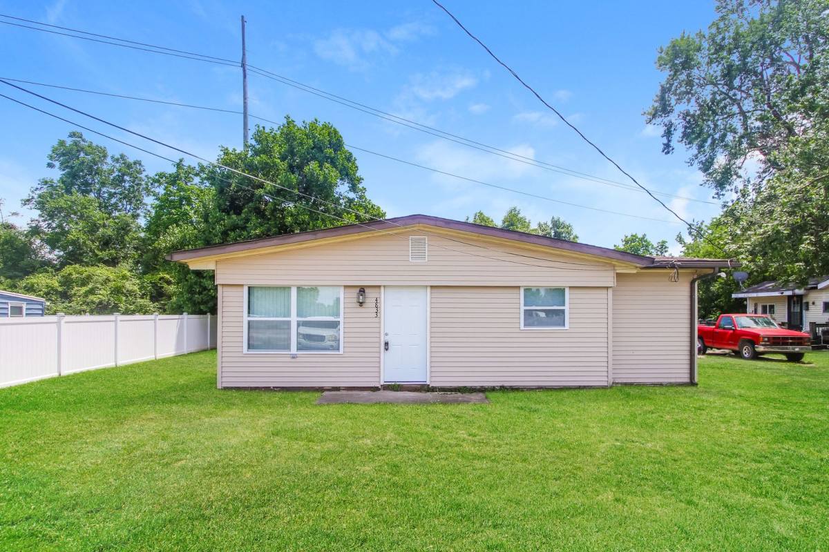 House for rent at 4833 W Morris St, Indianapolis, IN 46241