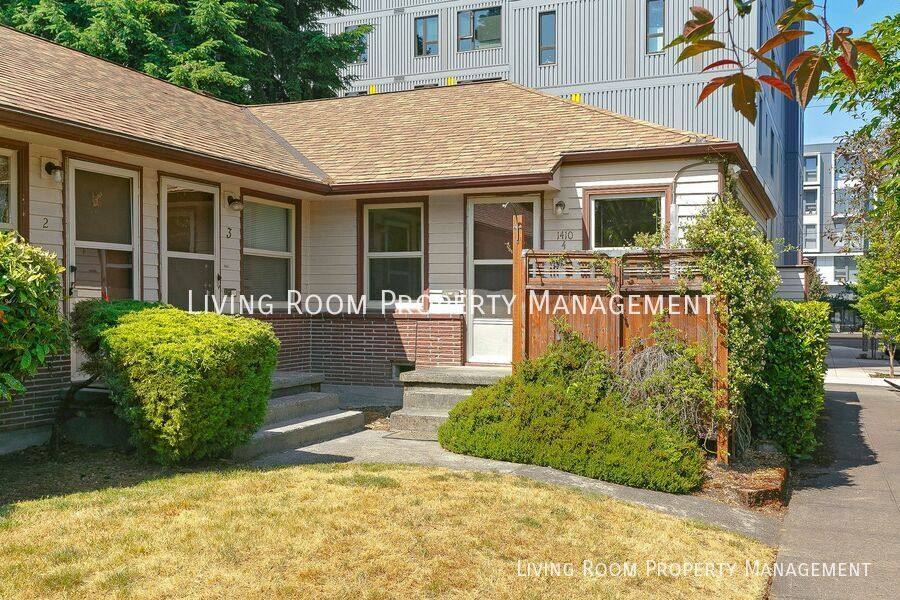 Apartment for rent at 1410 N Webster St #4, Portland, OR 97217