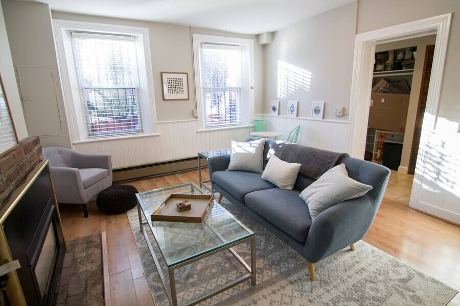 Apartment for rent at 1339 Vermont Ave NW, Washington, DC 20005