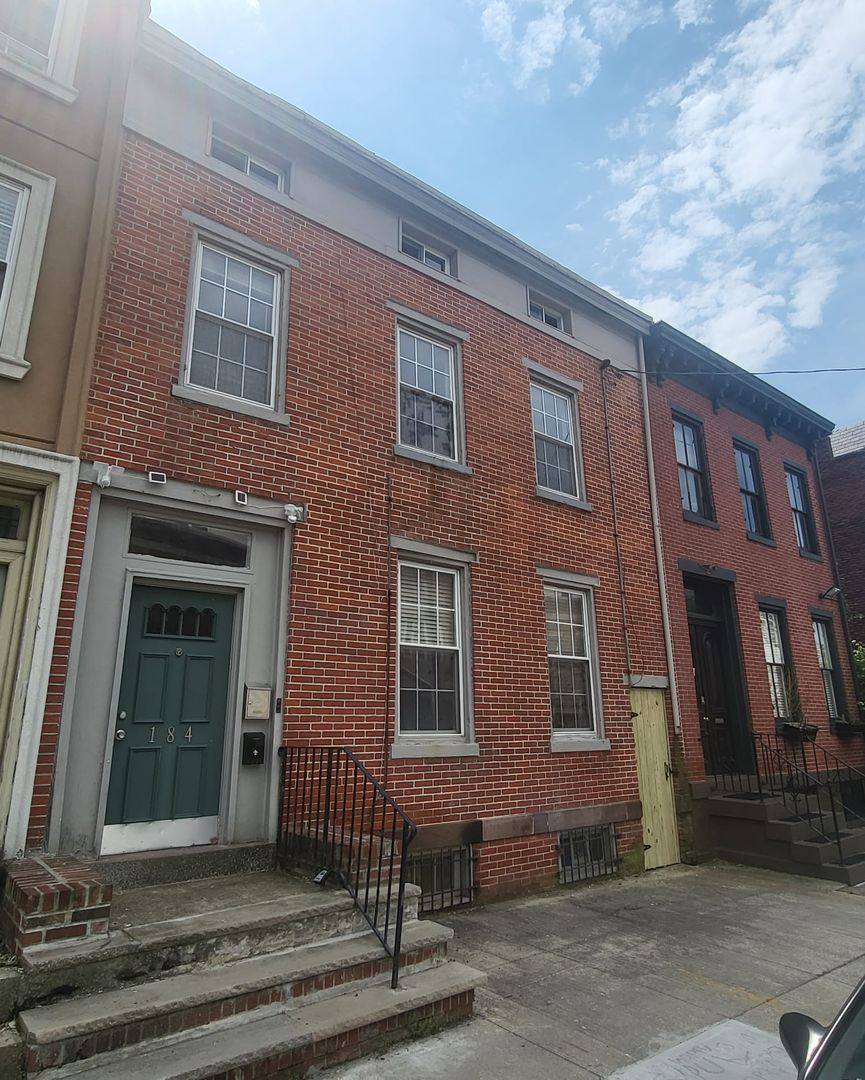 Apartment for rent at 184 Brunswick Ave, Trenton, NJ 08618