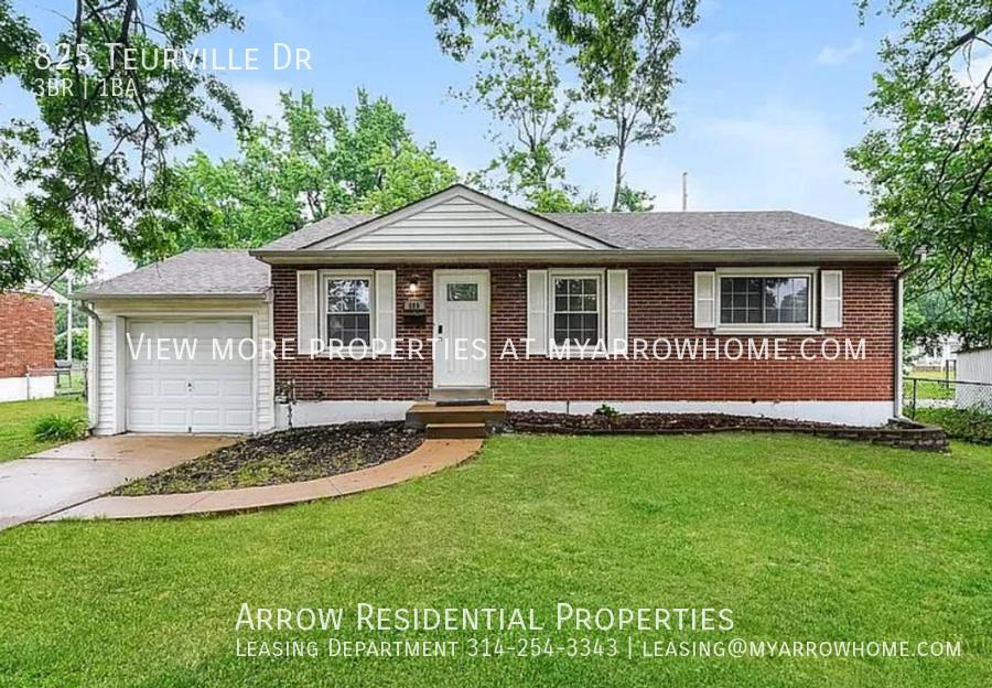 House for rent at 825 Teurville Dr, Saint Louis, MO 63137