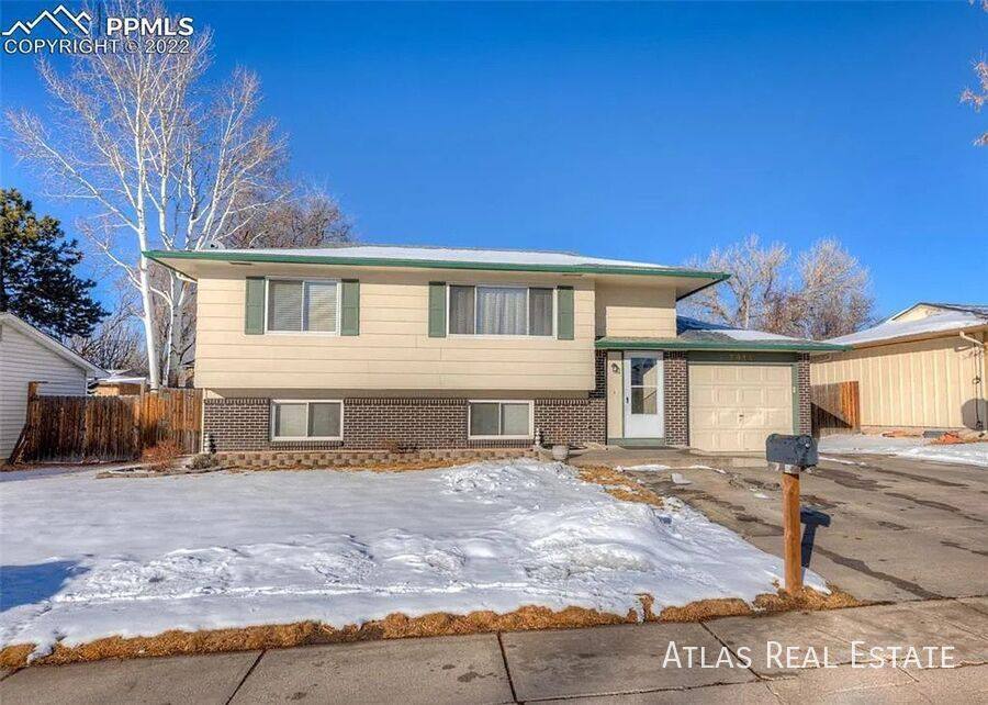 House for rent at 3914 Encino St, Colorado Springs, CO 80918