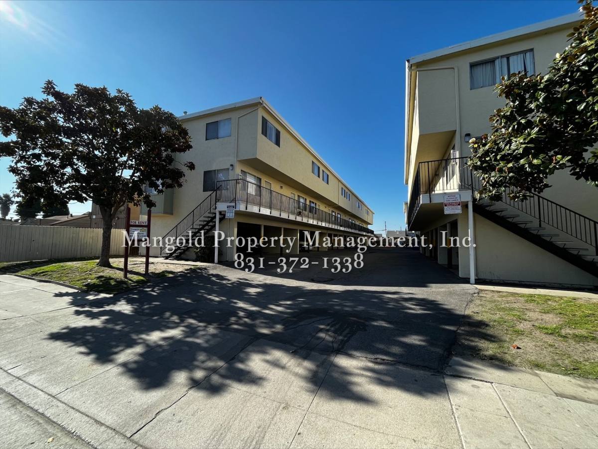 Townhouse for rent at 75 Hebbron Ave, Salinas, CA 93905