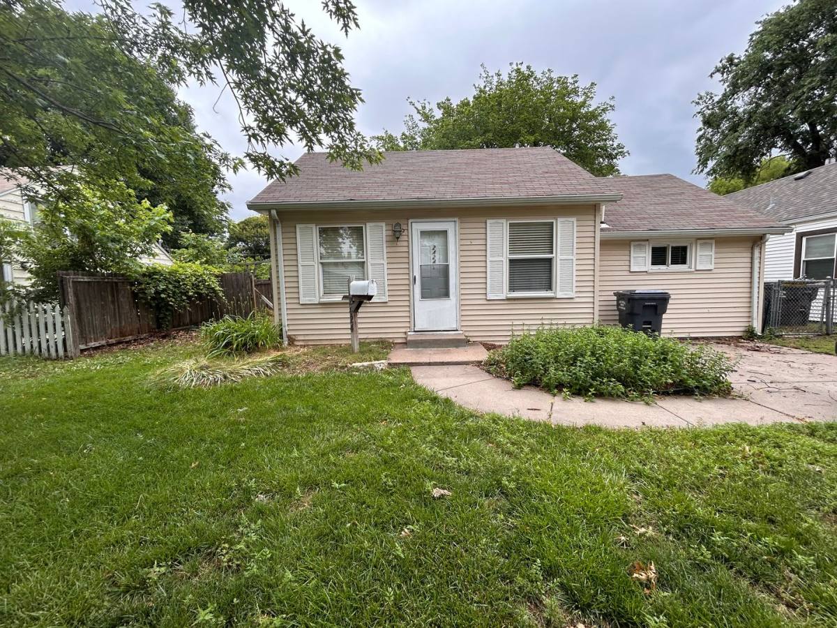 House for rent at 2424 W St Louis, Wichita, KS 67203
