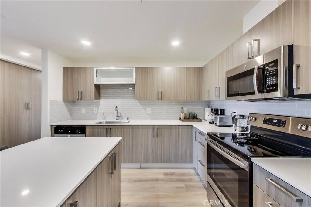 Condo for rent at 11616 Burbank Blvd #203, North Hollywood, CA 91601