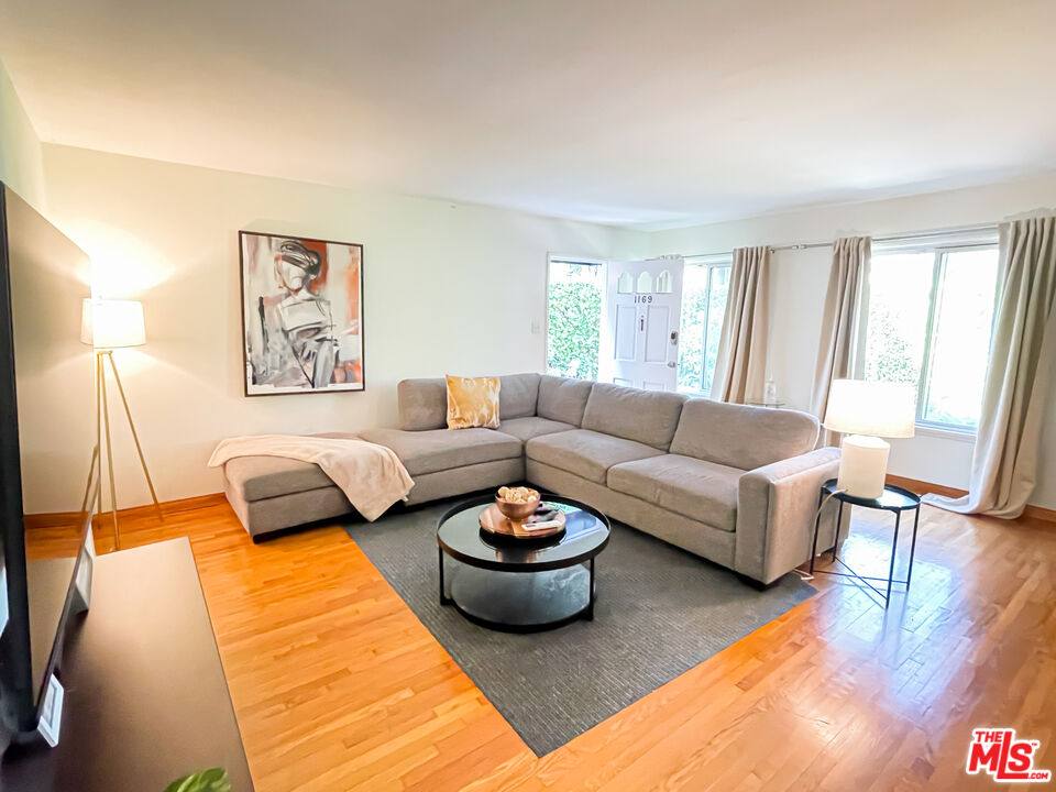 Apartment for rent at 1169 Amherst Ave, Los Angeles, CA 90049