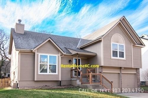 House for rent at 1391 E 155th St, Olathe, KS 66063
