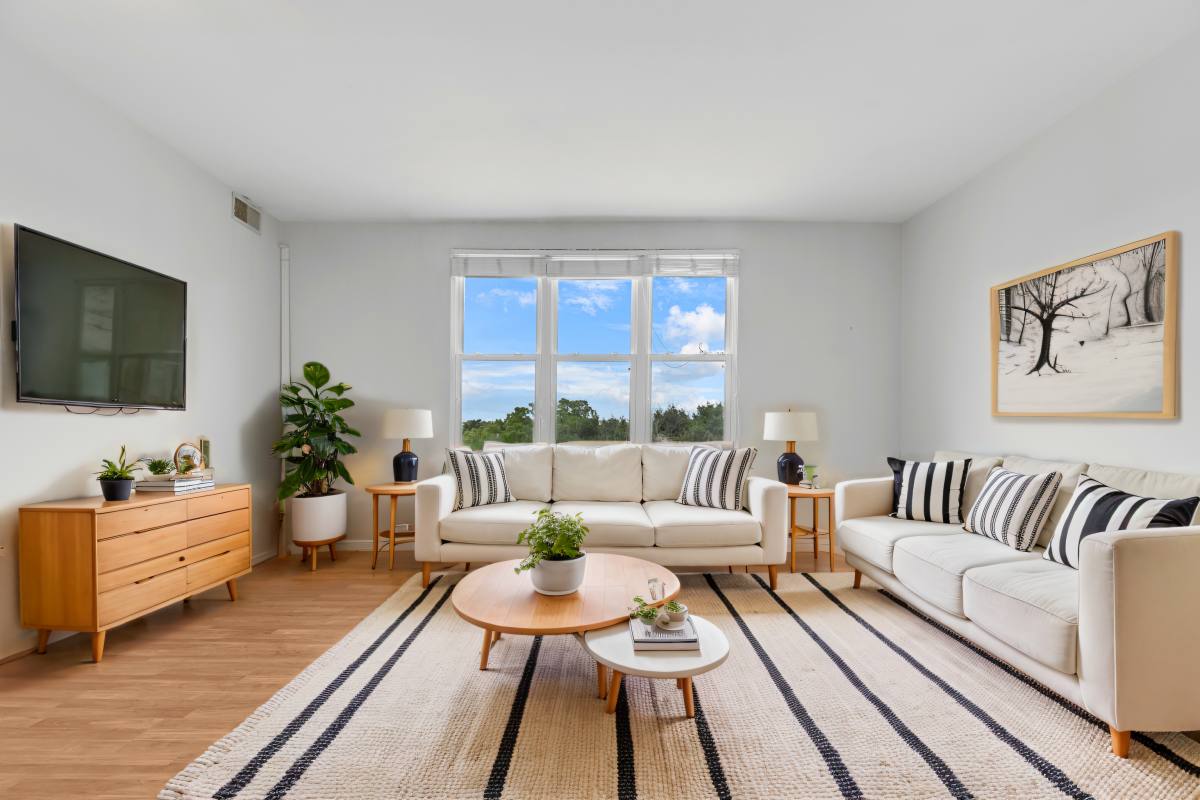 Apartment for rent at 2647 Connecticut Ave NW #302, Washington, DC 20008