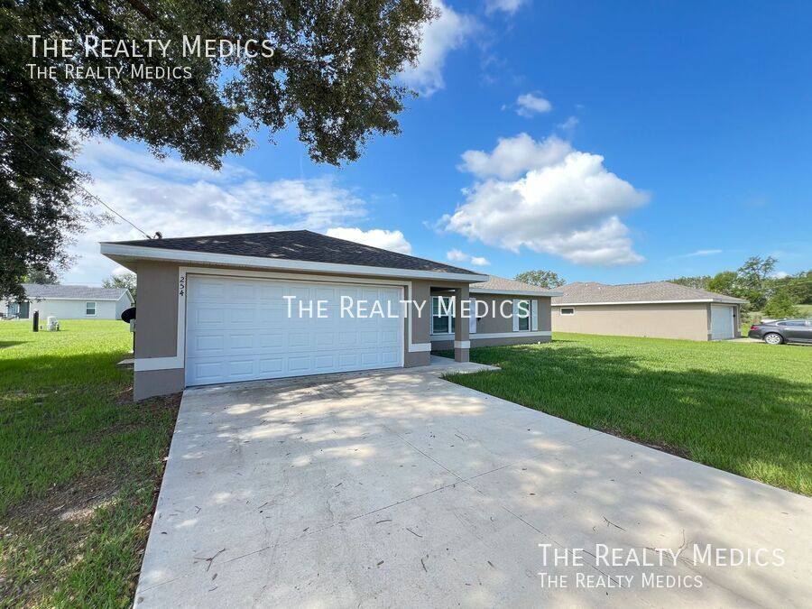House for rent at 254 Malauka Run, Ocklawaha, FL 32179