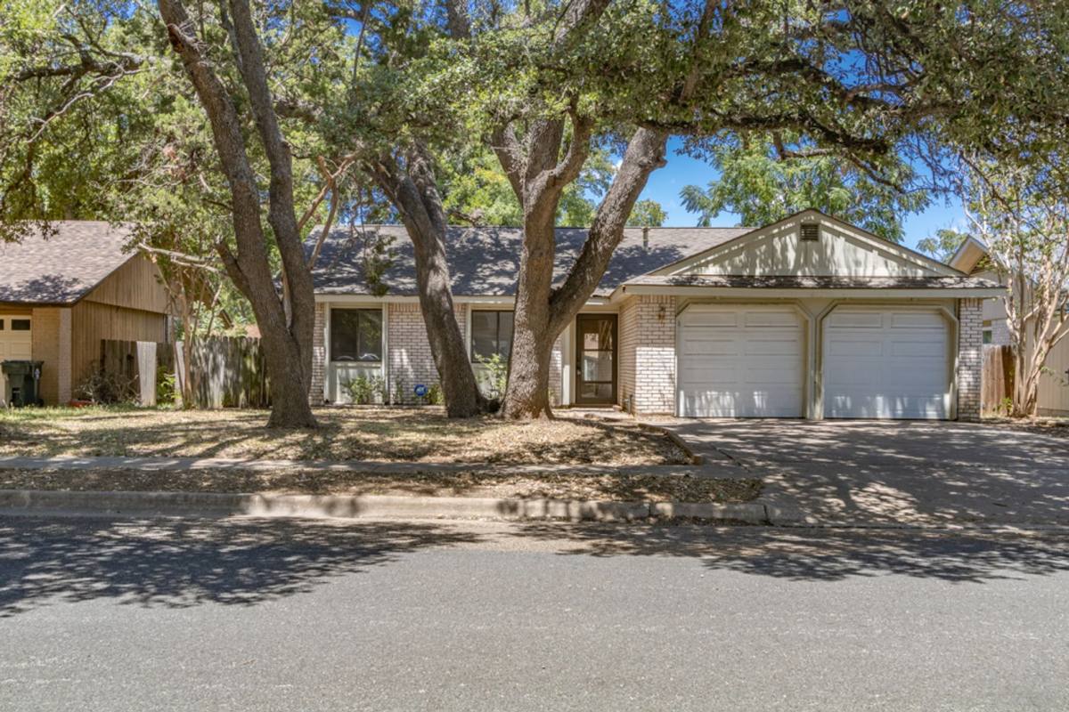 House for rent at 10200 Missel Thrush Dr, Austin, TX 78750