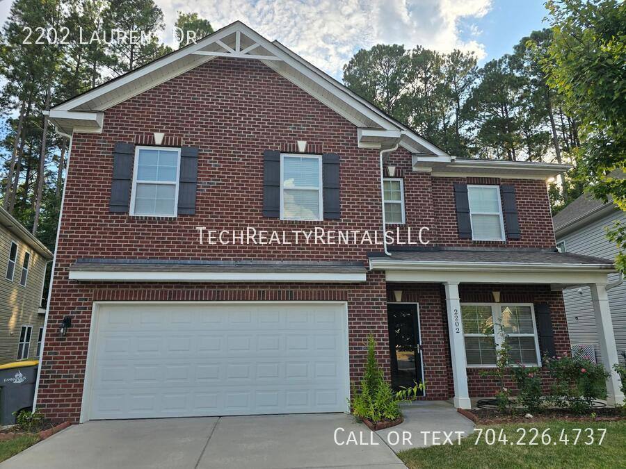 House for rent at 2202 Laurens Dr, Concord, NC 28027