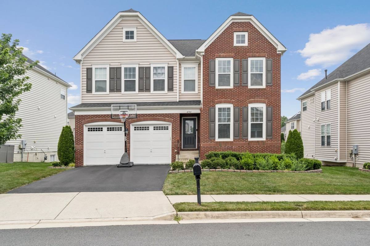 House for rent at 41741 Stonecutter St, Aldie, VA 20105