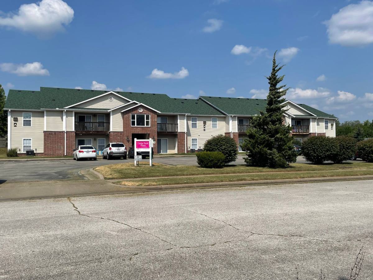 Apartment for rent at 223 N Cedar Ave, Republic, MO 65738