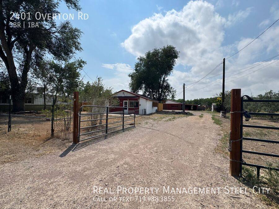 House for rent at 2401 Overton Rd, Pueblo, CO 81008