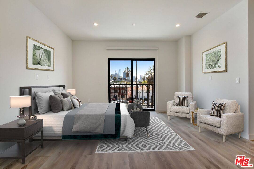 Apartment for rent at 1157 S Hoover St #307, Los Angeles, CA 90006