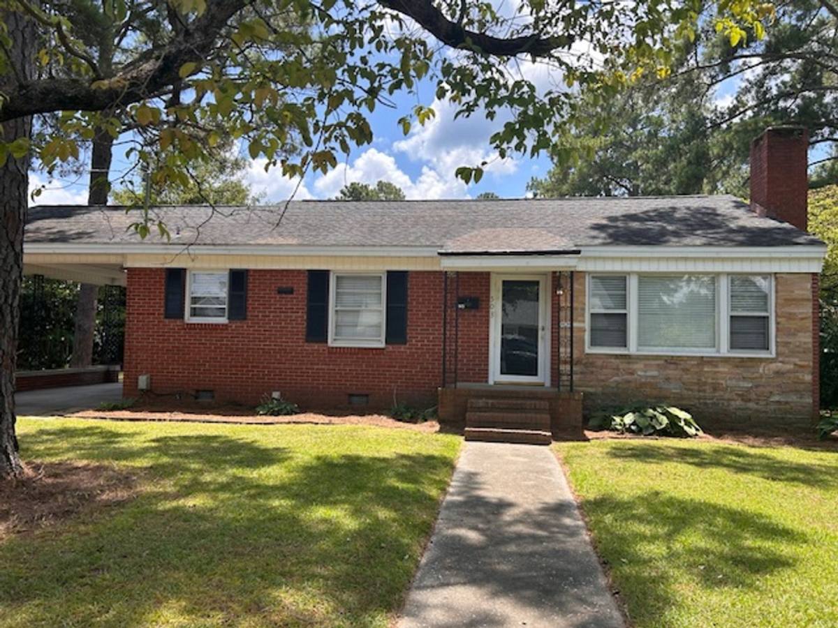 House for rent at 503 W 22nd St, Lumberton, NC 28358
