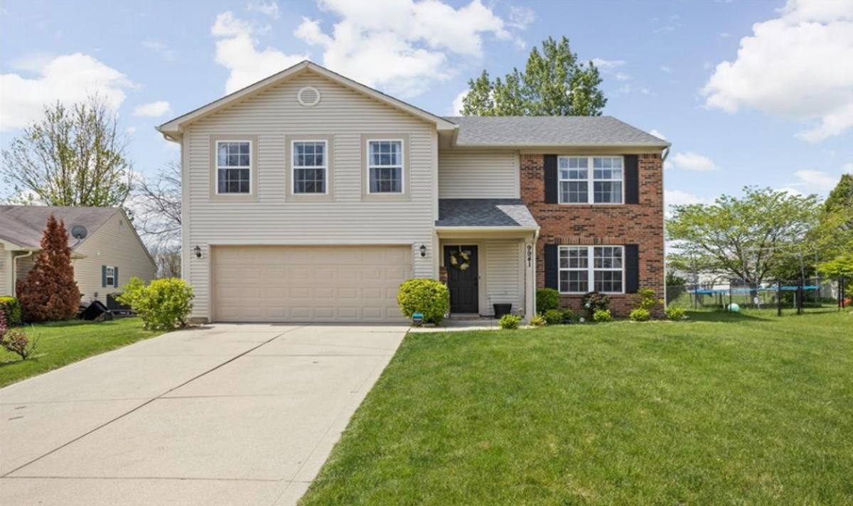 House for rent at 9941 Comb Run Court, Avon, IN 46123