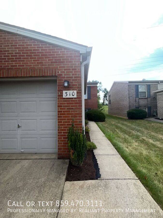 Townhouse for rent at 310 Outrider Way, Lexington, KY 40514