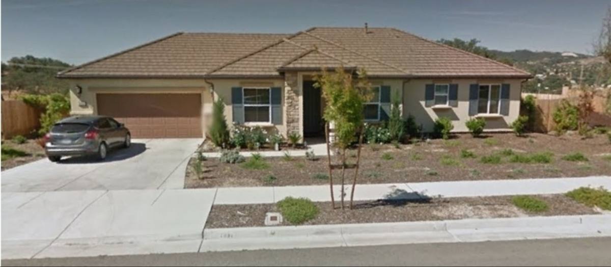 House for rent at 2032 Vista Oaks Way, Paso Robles, CA 93446