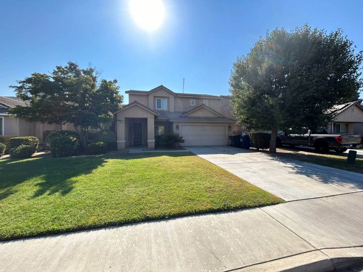 House for rent at 3816 S W, Visalia, CA 93277