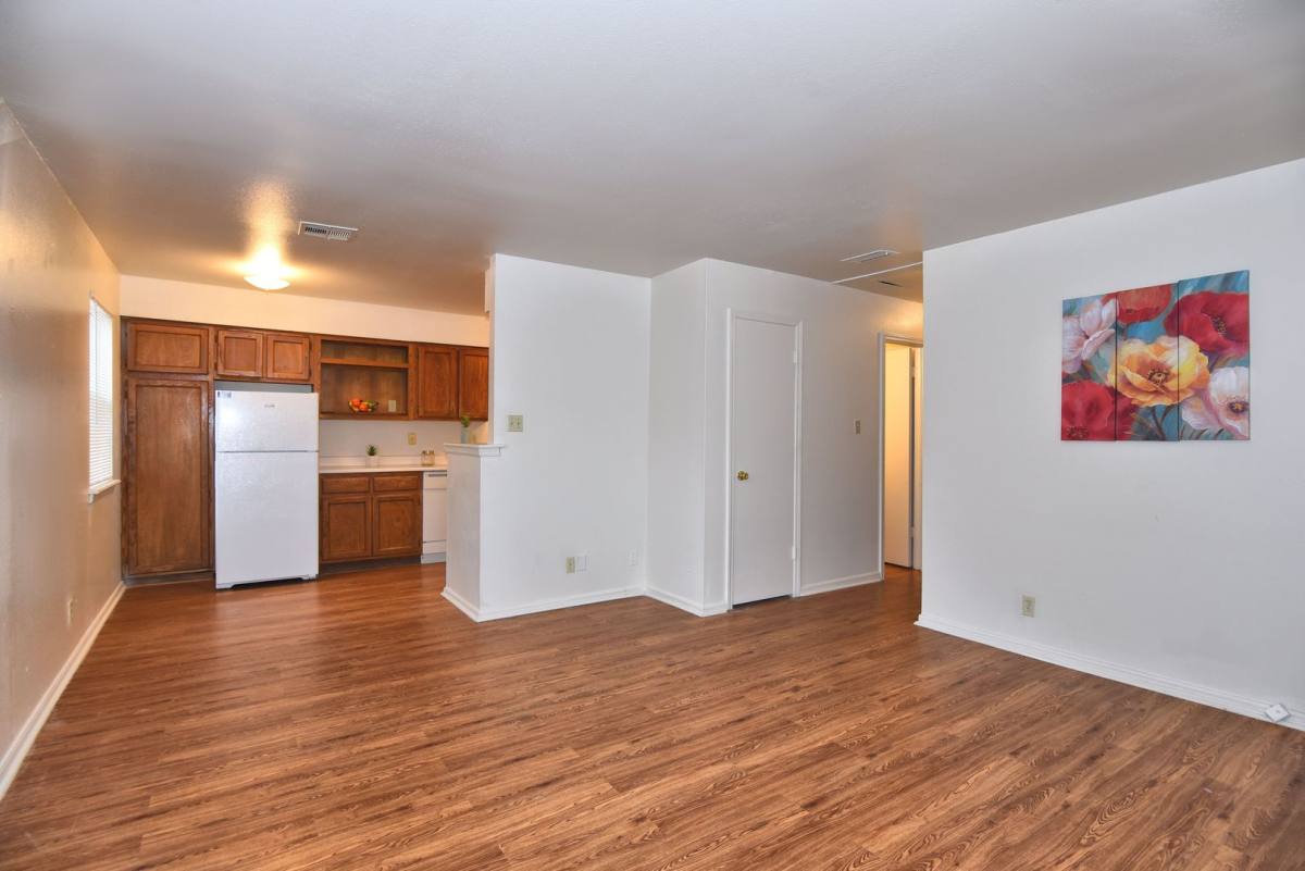 Apartment for rent at 3711 Club Estates Dr, Muskogee, OK 74403