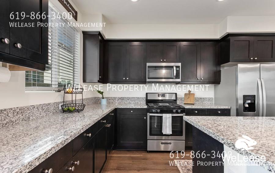 Townhouse for rent at 4128 Palomar Way, Oceanside, CA 92057
