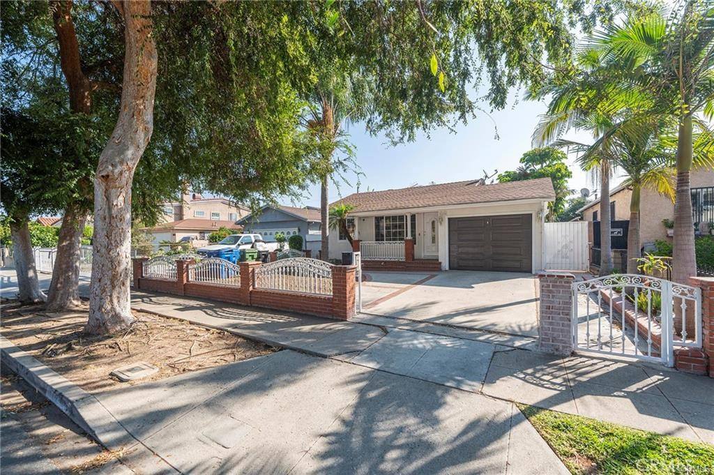 Apartment for rent at 1136 Cary Ave, Wilmington, CA 90744