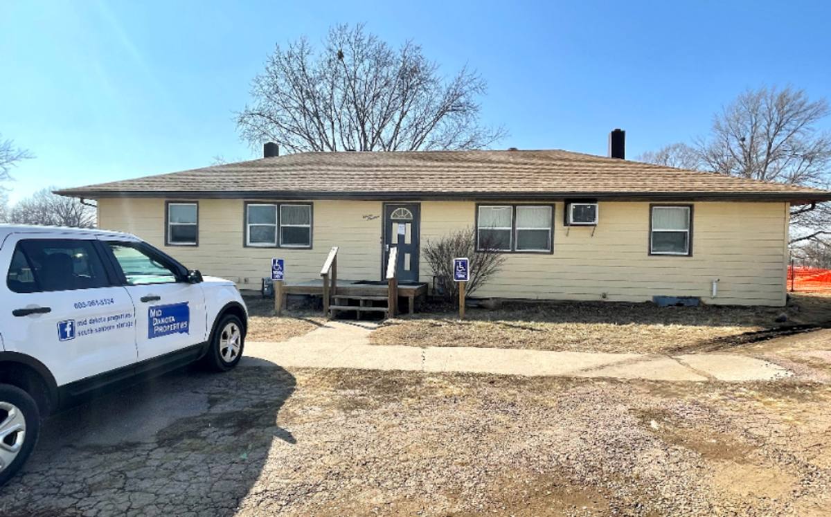 Apartment for rent at 1100 W 7th, Mitchell, SD 57301