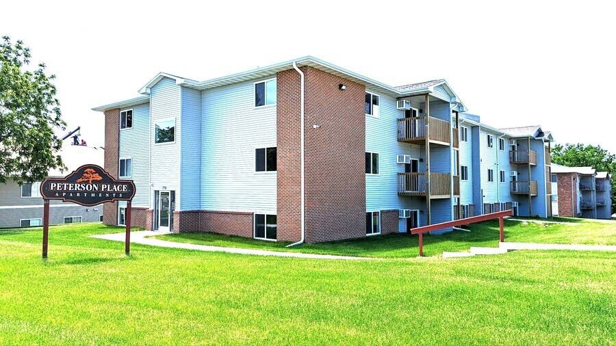 Apartment for rent at 770 N Pleasant Hill Blvd #2, Pleasant Hill, IA 50327