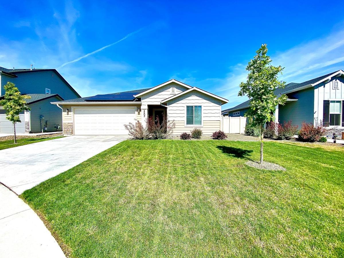House for rent at 3502 W Charlene St, Meridian, ID 83642