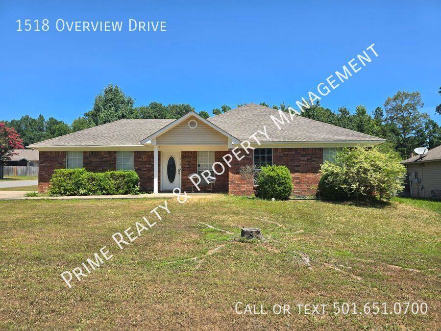 House for rent at 1518 Overview Dr, Benton, AR 72015
