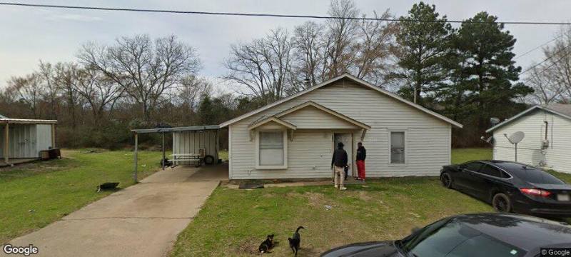 House for rent at 117 Willowbrook Dr, Henderson, TX 75652