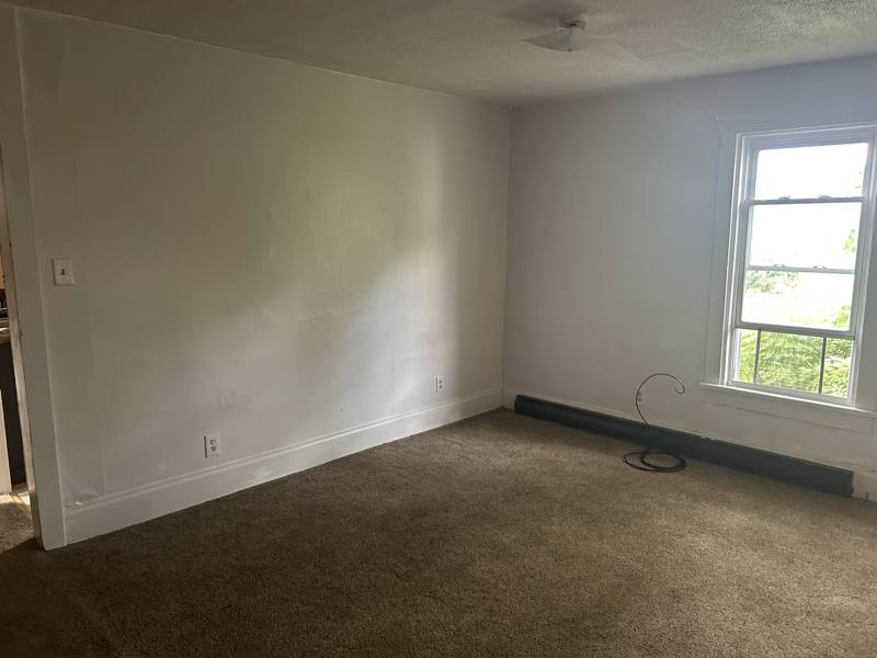 Apartment for rent at 539 1 2 Washington St #UP, Mount Pleasant, PA 15666