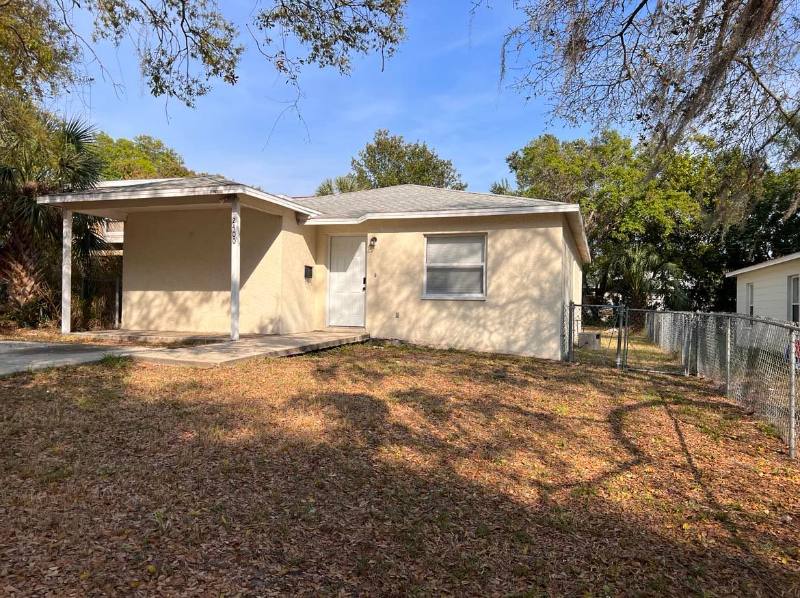 House for rent at 2400 Union St S, Saint Petersburg, FL 33712
