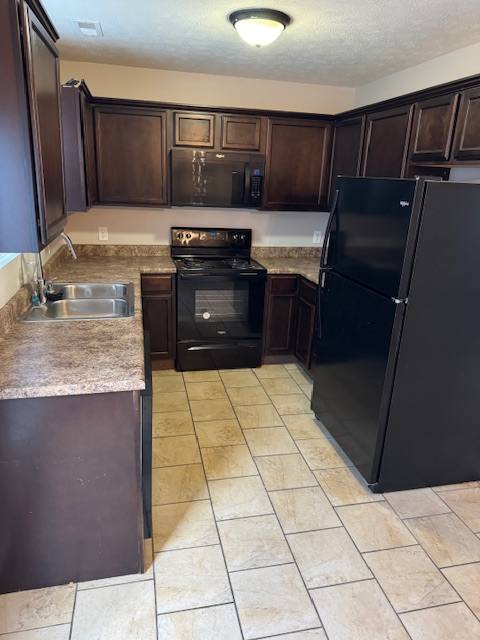 Apartment for rent at 2004 Brooklyn Blvd #4, Berea, KY 40403