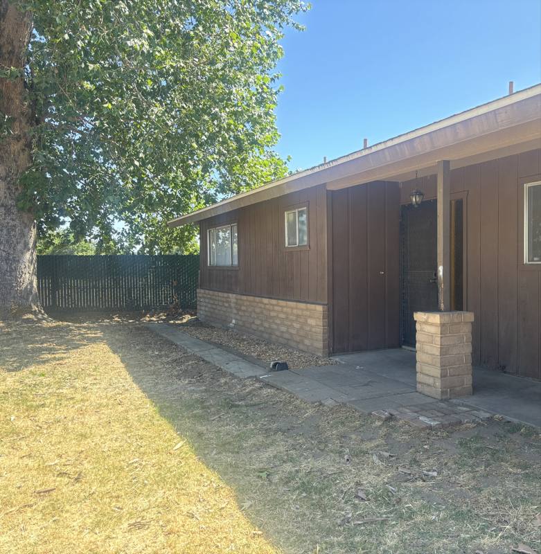 House for rent at 31397 Rd 204, Exeter, Woodlake, CA 93286