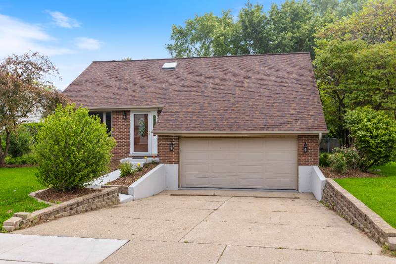 House for rent at 13723 S Mallard Dr, Plainfield, IL 60544