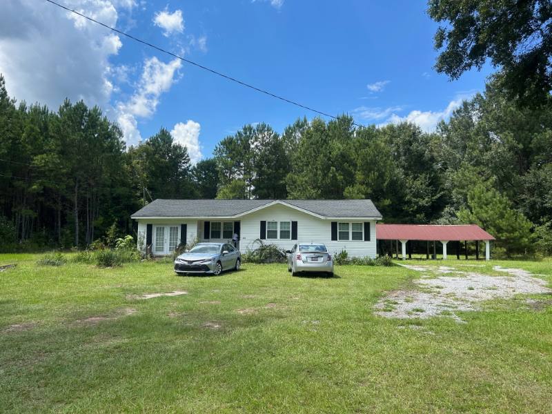 House for rent at 360 Glasco Rd, Salters, SC 29590