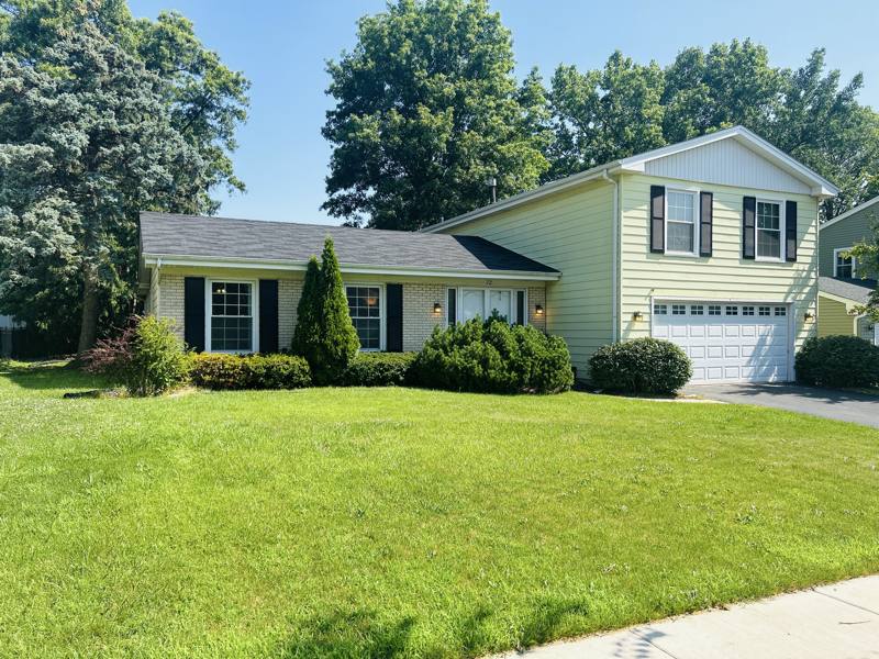 House for rent at 72 Tower Rd, Downers Grove, IL 60515