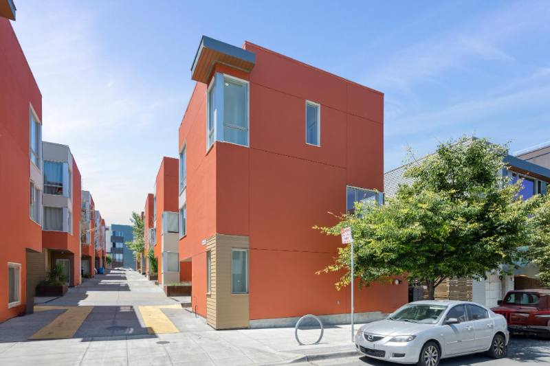 Townhouse for rent at 100 Avocet Way, San Francisco, CA 94124