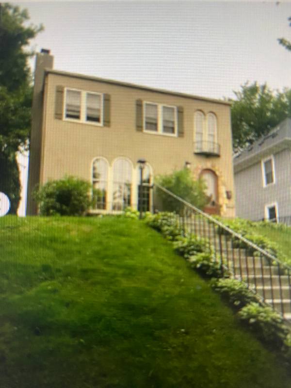 Apartment for rent at 4440 Upton Ave S #2 Upstairs, Minneapolis, MN 55410