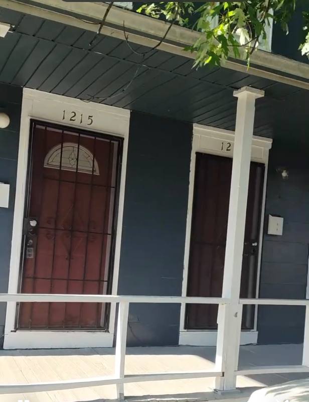 Townhouse for rent at 1215 Greenwood Ave, Toledo, OH 43605