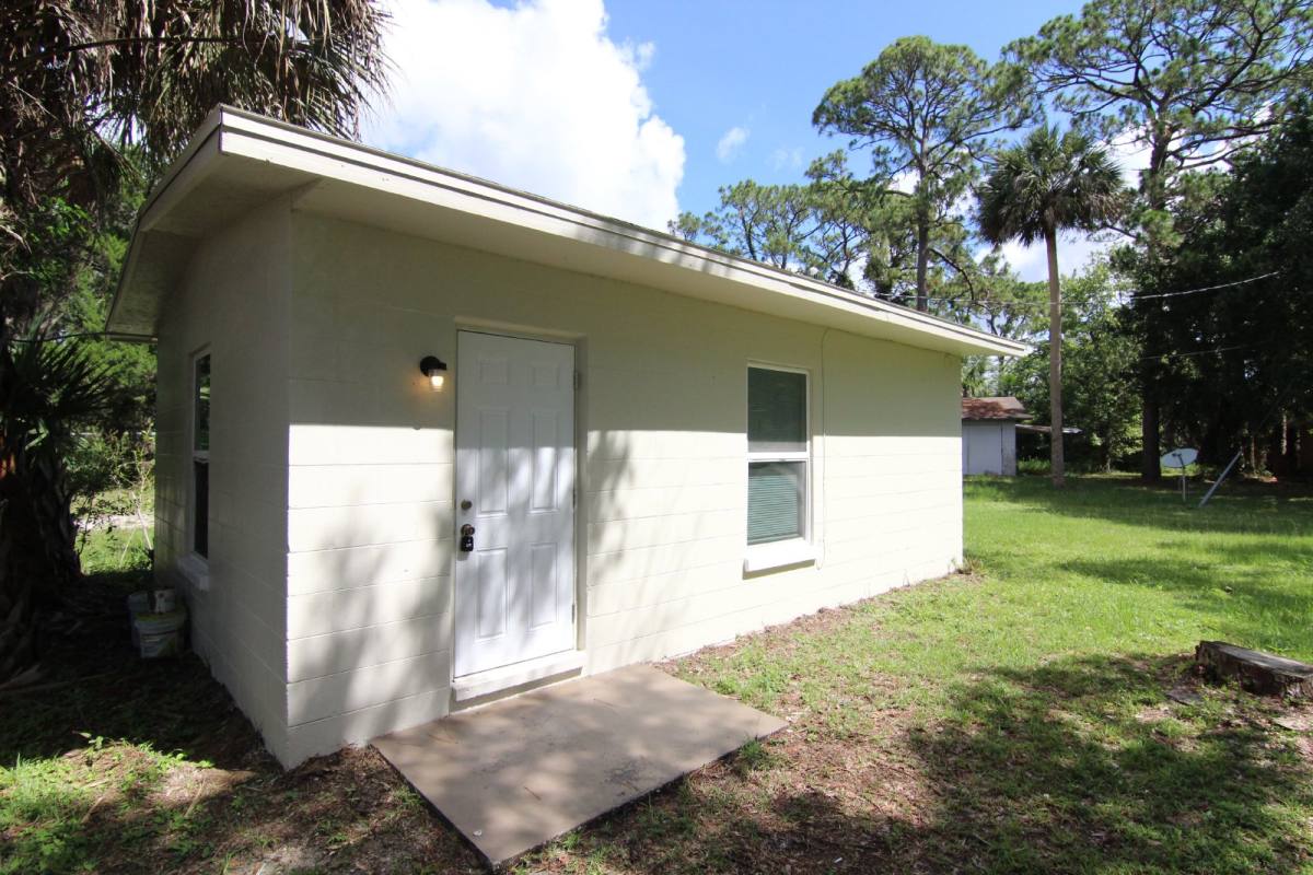 House for rent at 1044 S Wickham Rd W, Melbourne, FL 32904