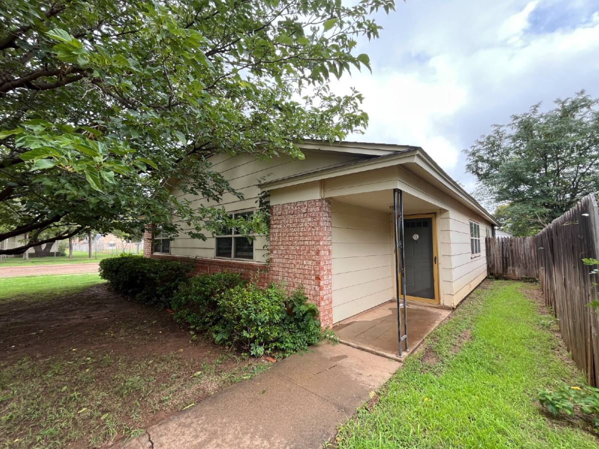 House for rent at 5301 22nd St, Lubbock, TX 79407